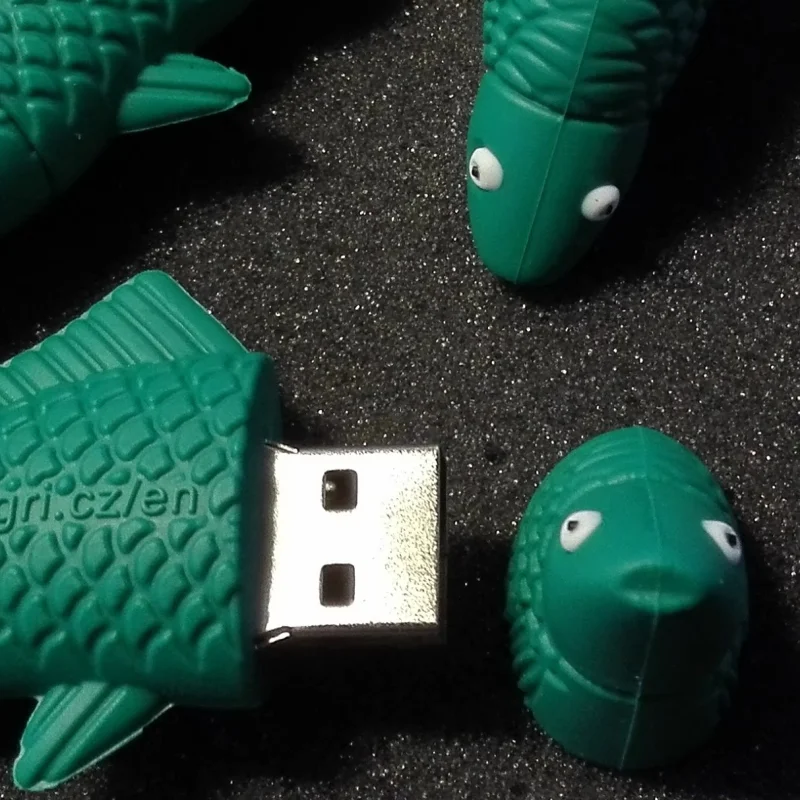 3D zakázkový tvar USB flash disk - ryba