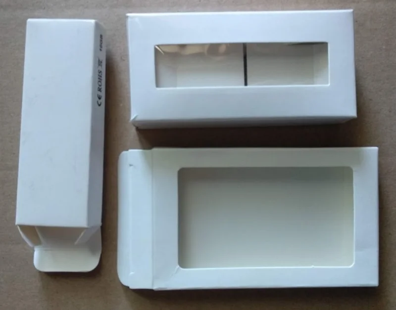 Papírové krabičky pro USB,  s okénkem i bez - Menší krabičky jsou vhodné např. pro otočné modely KG241 nebo pro MK1, ploché pr...