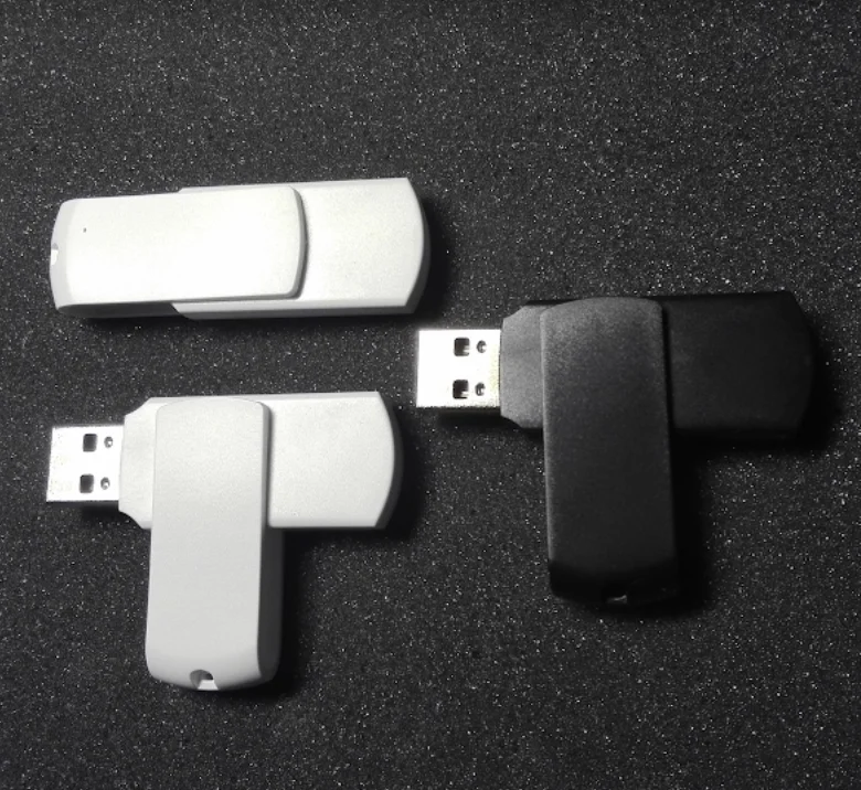 Plastový flash disk s otočnou krytkou pro reklamní potisk - 50x černý 8GB